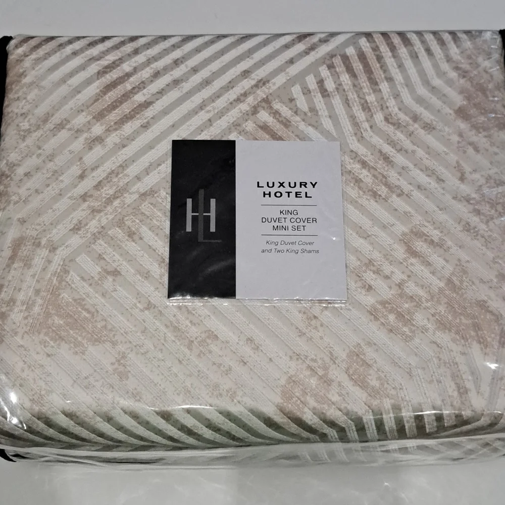 Luxury Hotel Devon Duvet Cover Mini Set